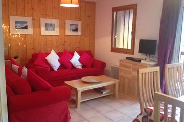 Gîte pour 4 personnes, avec balcon dans Office De Tourisme De Serre Chevalier Bureau De Saint Chaffrey