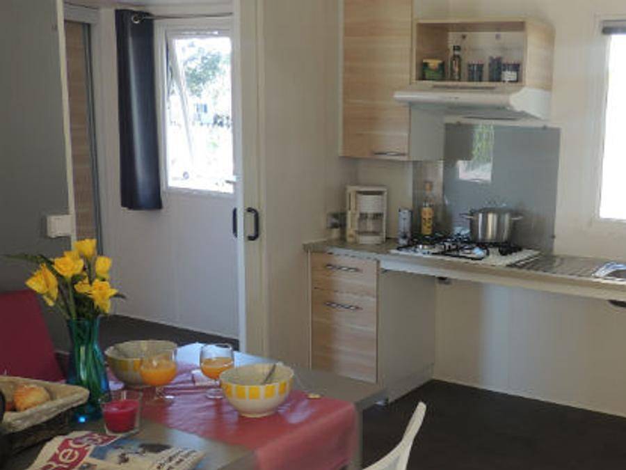 Camping le Domaine de Gajan - Mobilheim 4 personen - Komfort + Life Pmr in Boisseron, Mittelmeerküste (Frankreich)