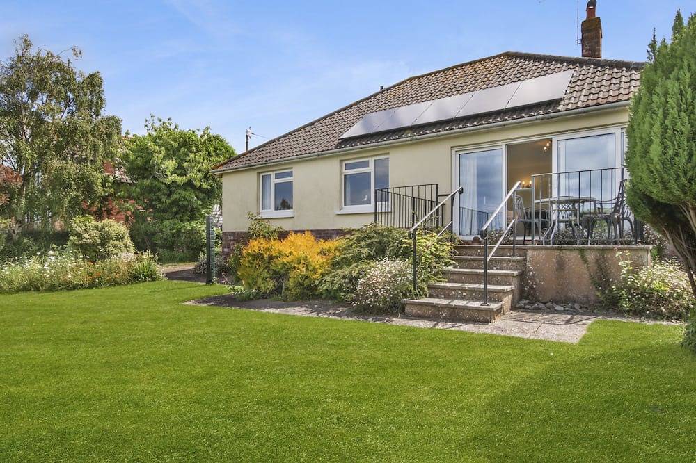 Bungalow for 5 People in Blue Anchor, Exmoor