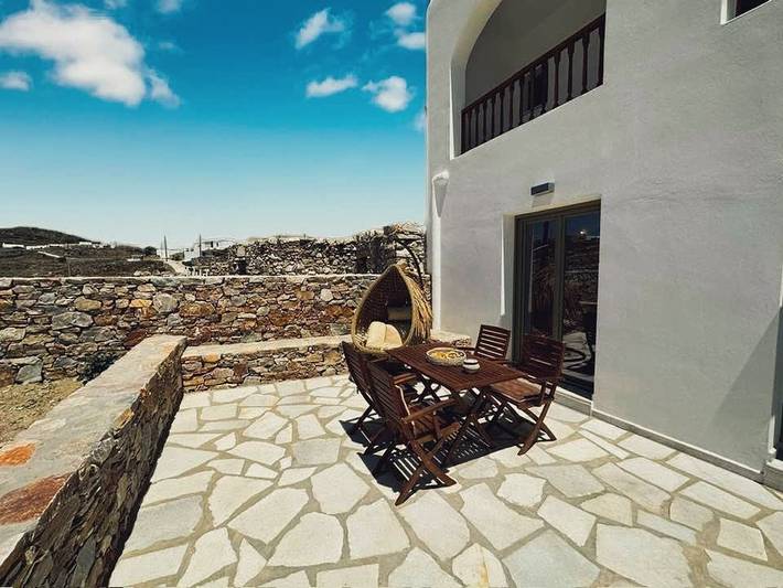 Location de vacances pour 4 personnes, avec Jardin dans Folégandros