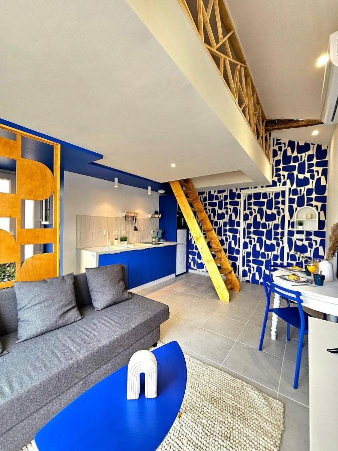 Gîte pour 4 personnes, avec terrasse dans Saint-Julien-sur-Reyssouze