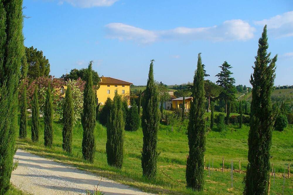 Casa Vacanze in Toscana con Piscina & Giardino in Vinci, Firenze e dintorni