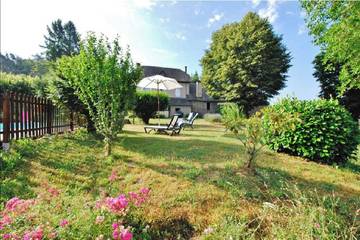 Camping voor 4 Personen in Saint-Geniez-ô-Merle, Centraal Massief, Afbeelding 2