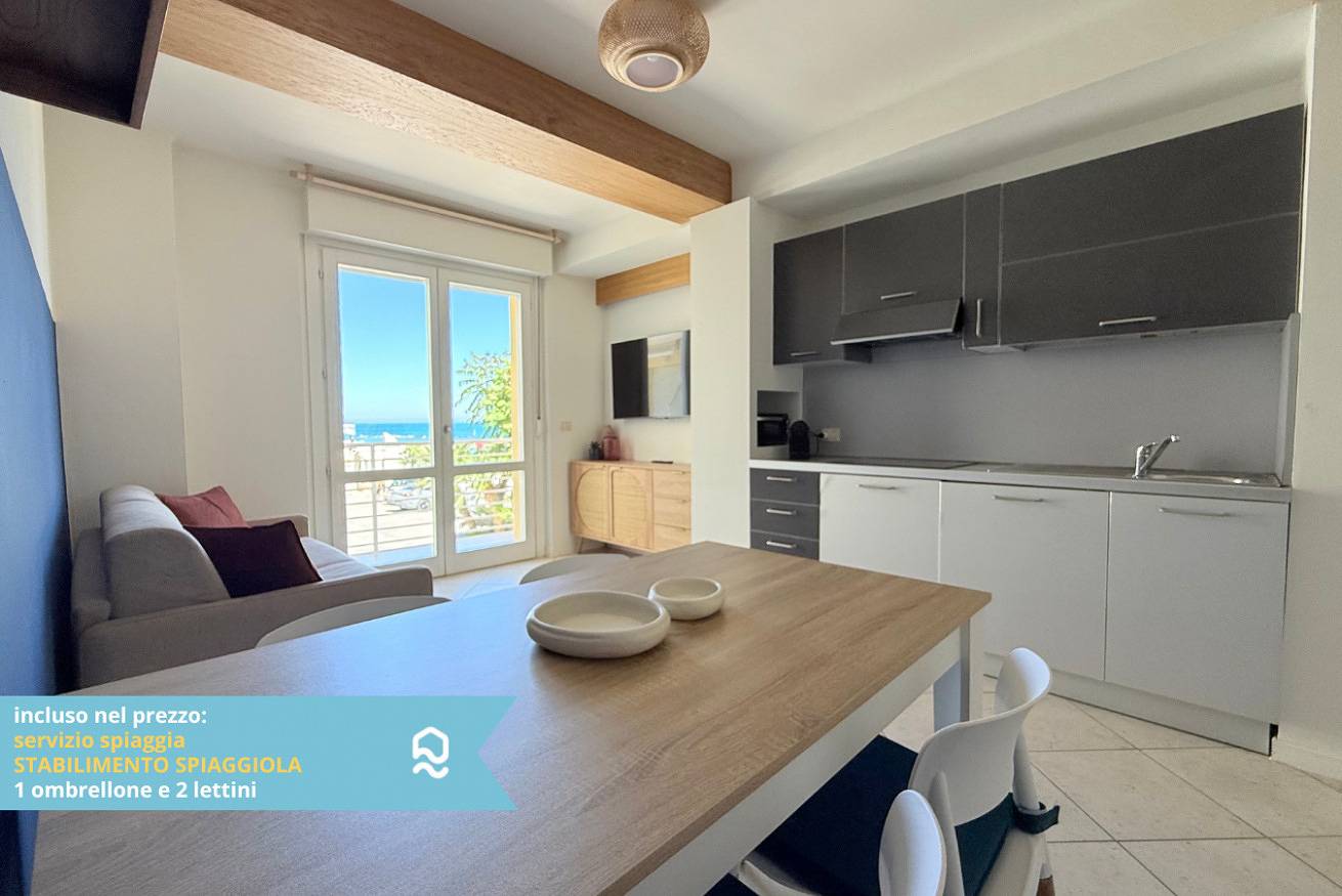 Appartamento intero, Sogni blu - Numana, bilocale fronte mare super accessoriato in La Spiaggiola (Numana), Numana