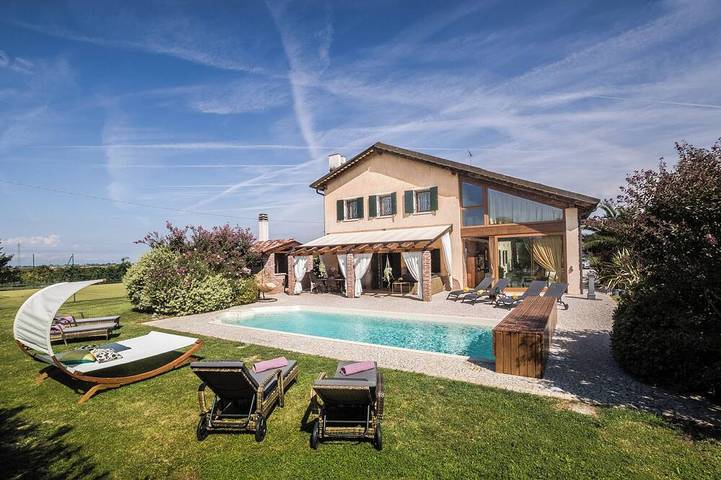 Villa für 14 Personen, mit Garten und Whirlpool, mit Haustier in Lido di Jesolo