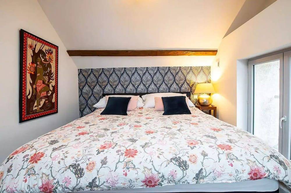 Villa Cendrée & 4 bedrooms & 20 minutes Geneva in Divonne-les-Bains, Gex