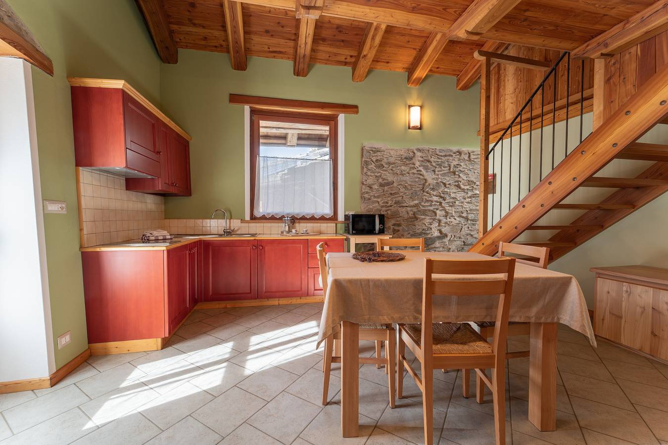 Chalet 'Civico 2' con vistas a la montaña, balcón y Wi-Fi in Marmora, Provincia de Cuneo