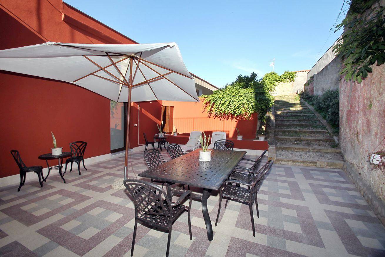 Apartamento inteiro, Dimora Burrafato 1: Historic Seafront Residence in Marina di Caronia, Caronia