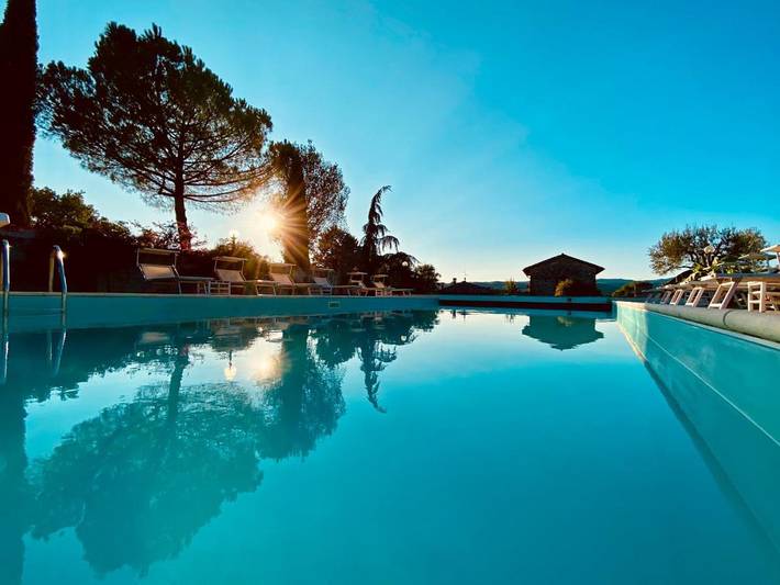 Casa vacanza per 2 persone, con Terrazza e Giardino nonché Piscina e Panorama a Corciano