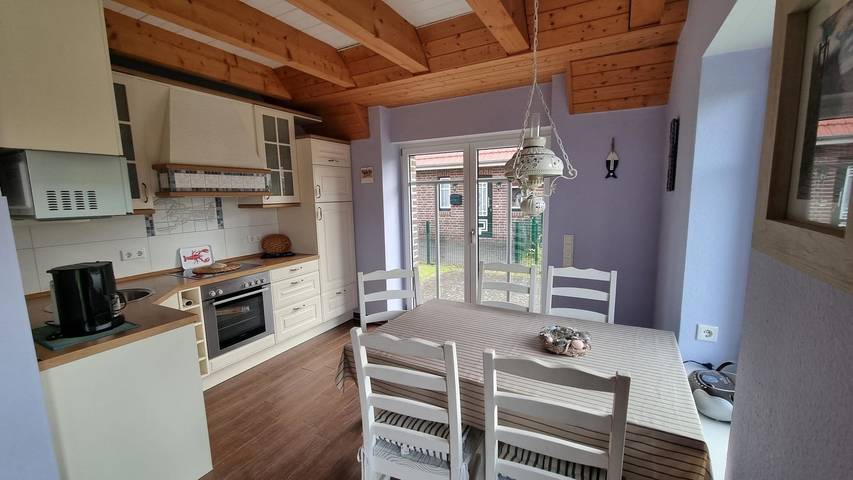 Ferienhaus für 5 Personen, mit Garten und Terrasse sowie Sauna in Neßmersiel - 4