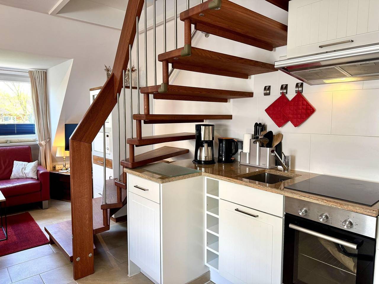 Ganze Wohnung, 4-Zimmer App. für 5 Pers. mit Terrasse, Pkw-Stellplatz, Wlan, Haustiere erlaubt. in Sylt (Gemeinde), Sylt