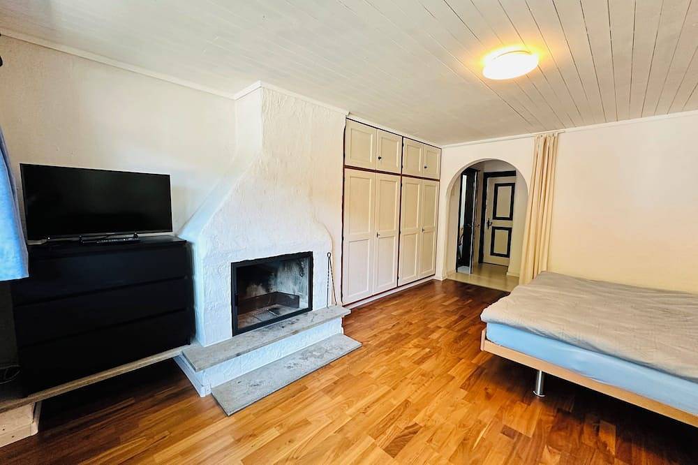 Ganze Wohnung, Charmante 3½-Zimmer-Wohnung im Zentrum von Klosters, Nähe Gotschnabahn in Klosters-Serneus, Plessur Alpen