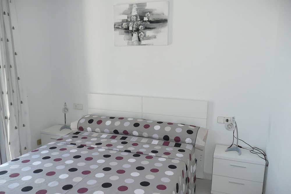 Miami Platja, Haus für 8 Personen in kleiner Residenz mit Meerblick und Pool in Miami Playa, Costa Dorada