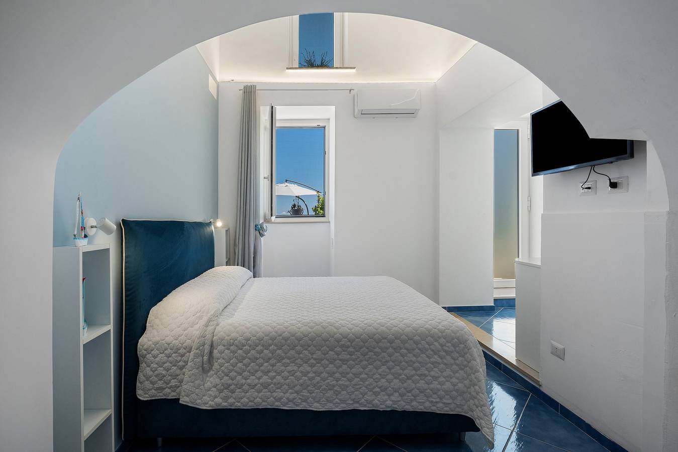 Room 'Amalfi Sea View' with Sea View, Wi-Fi and Air Conditioning in San Michele (Salerno), Amalfi Coast