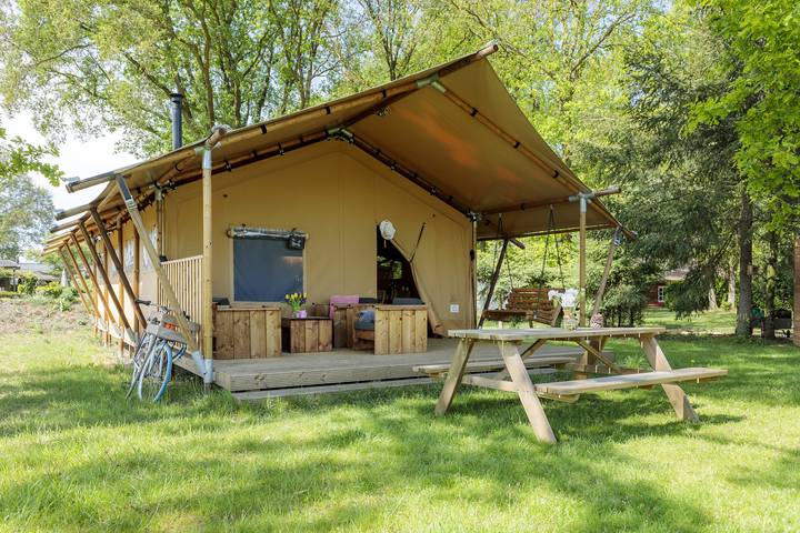 Glamping voor 4 personen, met tuin in Friesland