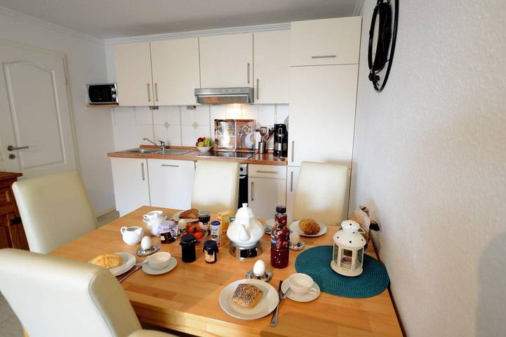 Hütte für 5 Personen, mit Terrasse und Garten in Norddeich - 3