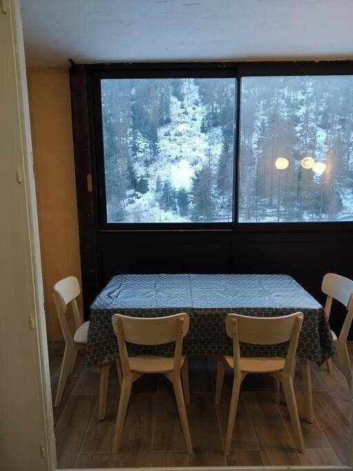 Appartement entier, One-Bedroom Apartment in Valdeblore, Région de Nice