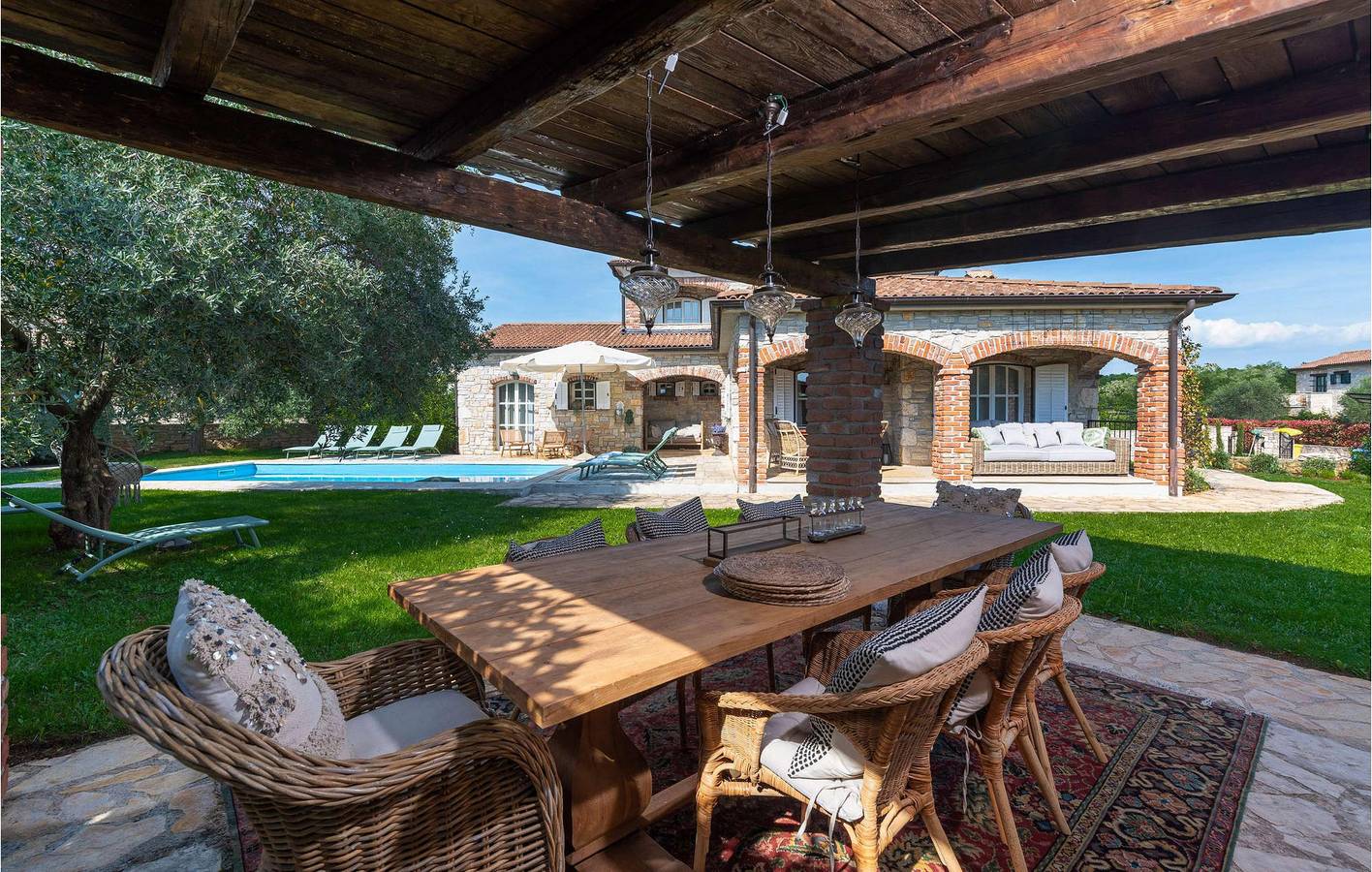 Ferienhaus für 9 Personen mit Terrasse in Općina Višnjan, Zentralistrien