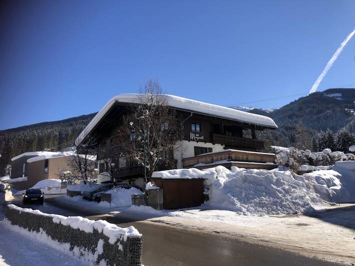 Ferienwohnung für 6 Personen, mit Pool und Terrasse - 1