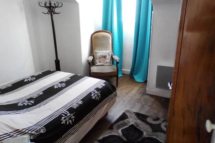 Appartement entier, T3 85m2 dans Villa avec Jardin-300 mètres des Télécabines et 200 mètres centre ville in Ax-les-Thermes, Pyrénées