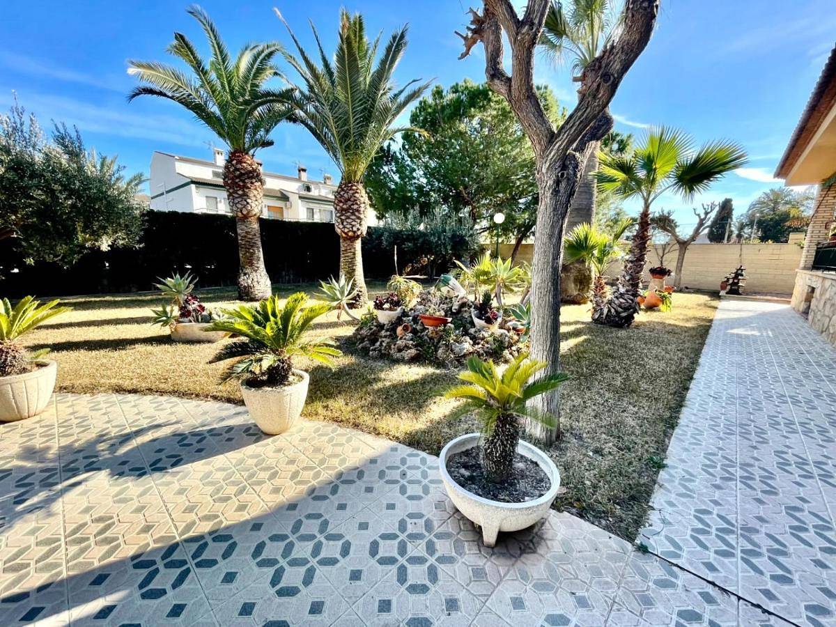 Villa with Private Pool in San Juan de Alicante, Costa Blanca