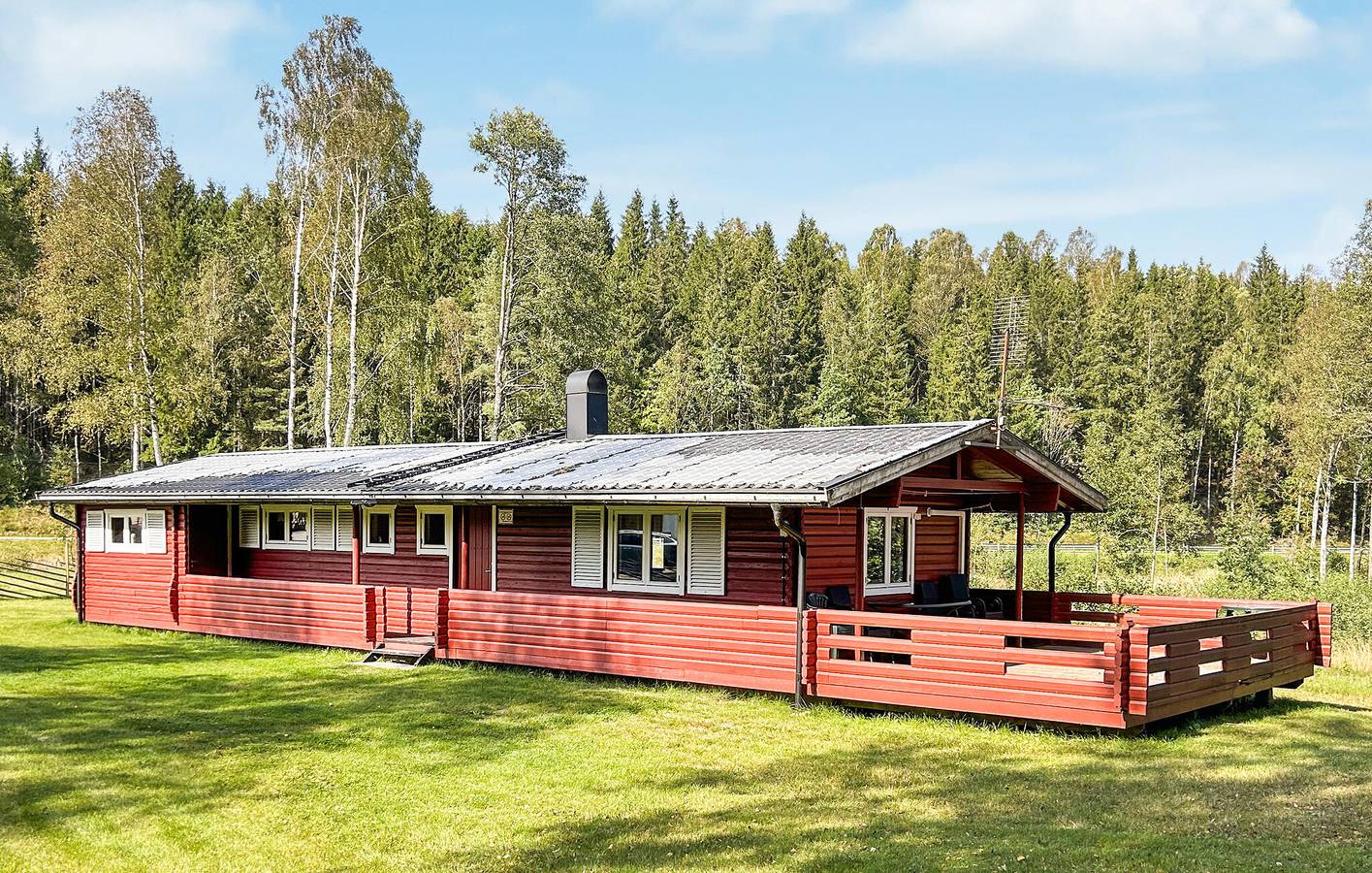 Hus för 6 Personer, med sjöutsikt samt terass och trädgård