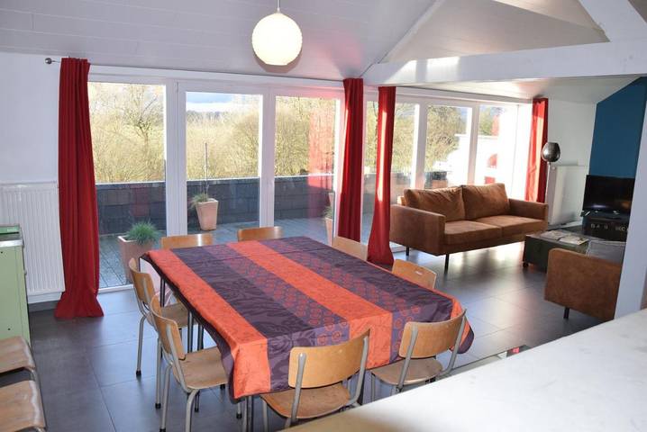 Gîte pour 6 personnes, avec sauna et terrasse à Clavier