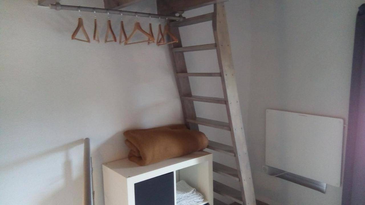 One-Bedroom House in Vic-le-Comte, Parc Naturel Régional Livradois-Forez