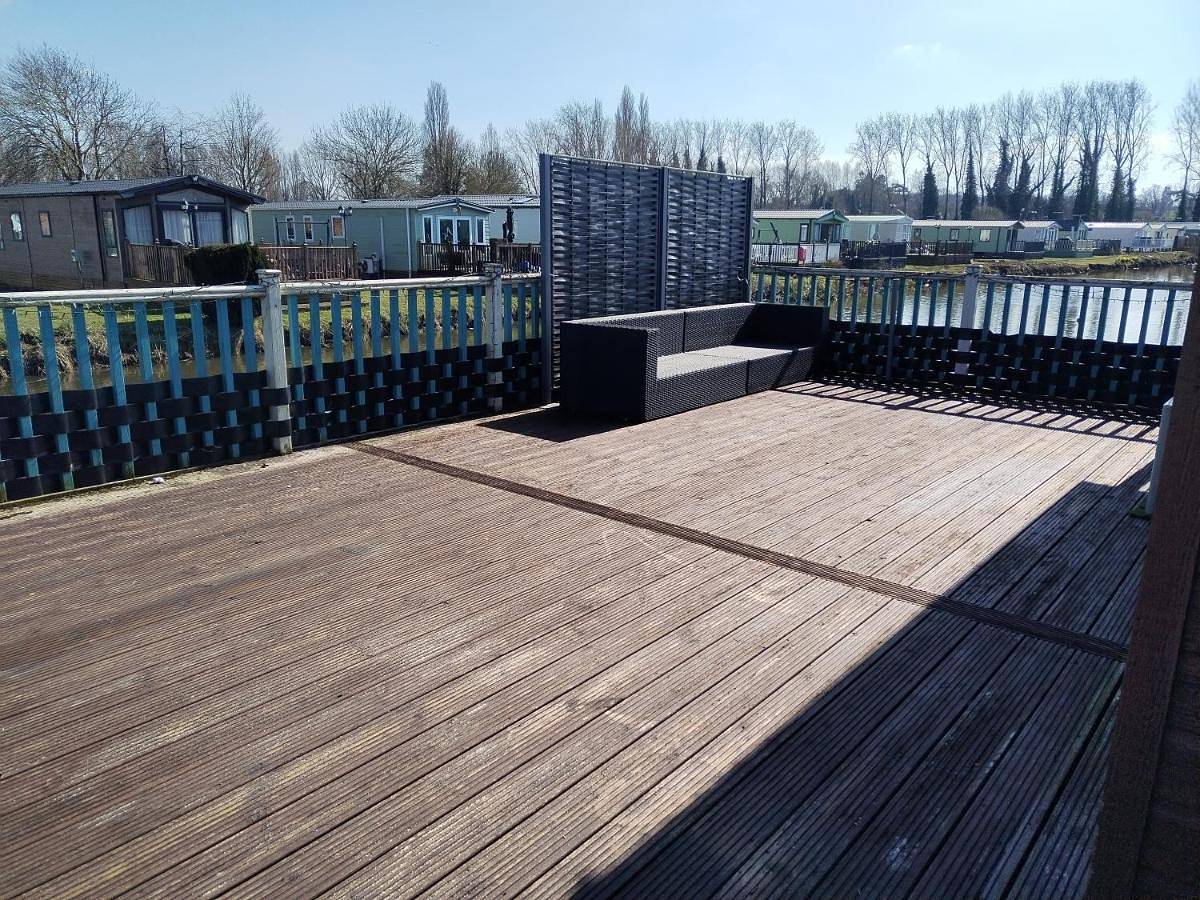 Large double sized lodge ideal for furry friends to stay in Northampton, Northamptonshire