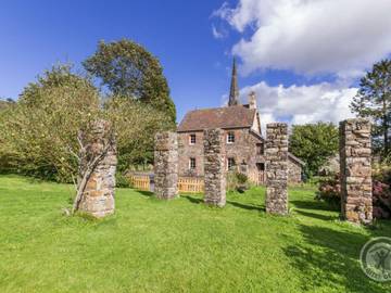 Gîte pour 6 personnes, avec jardin à Montpinchon