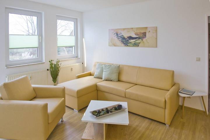 Entire apartment, Strandnah mit Balkon, Schwimmbad- und Saunanutzung - Strandhaus Mönchgut in Lobbe Strand, Mönchgut