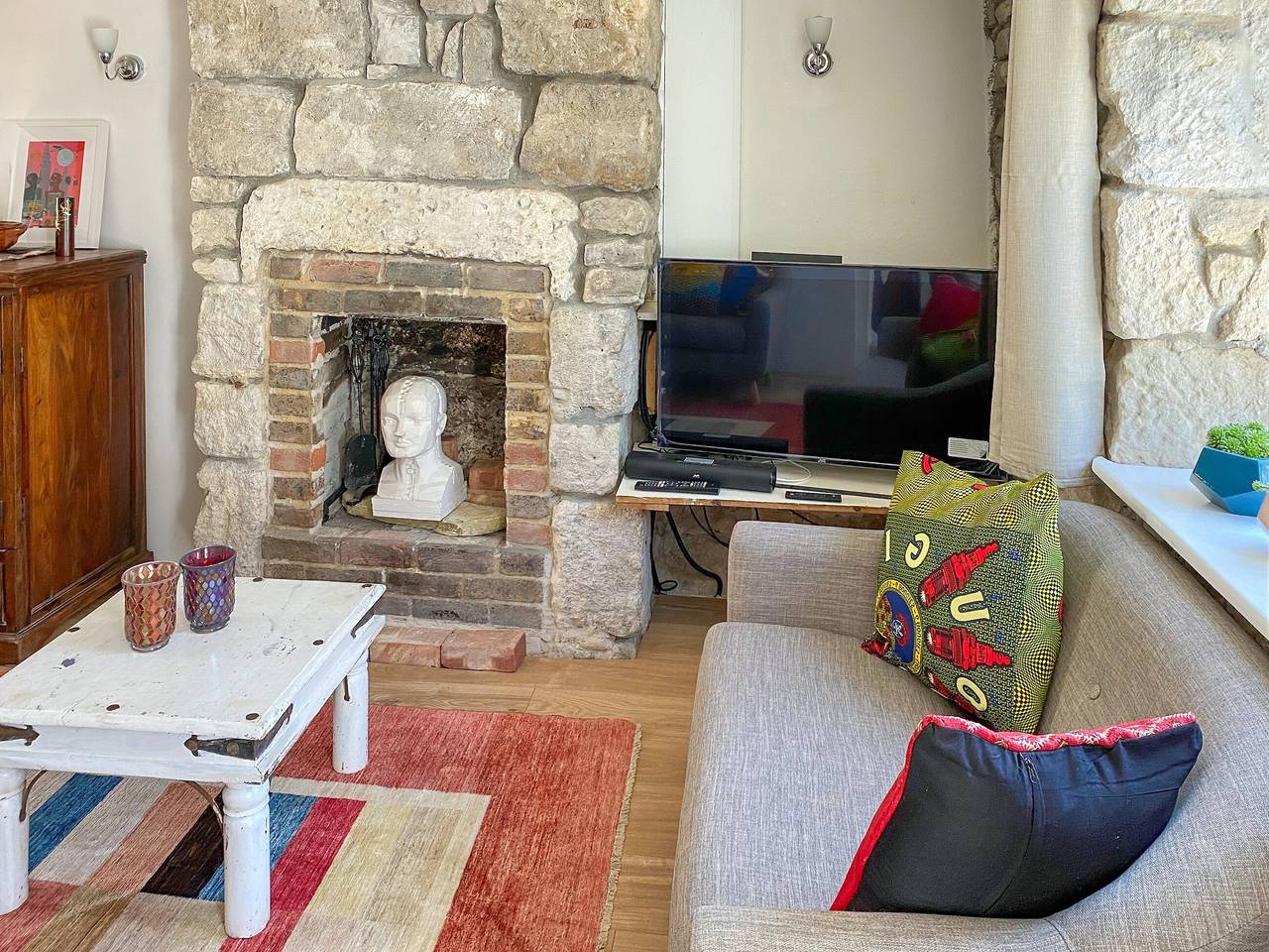 Mallams Art House in Fortuneswell, Isle of Portland