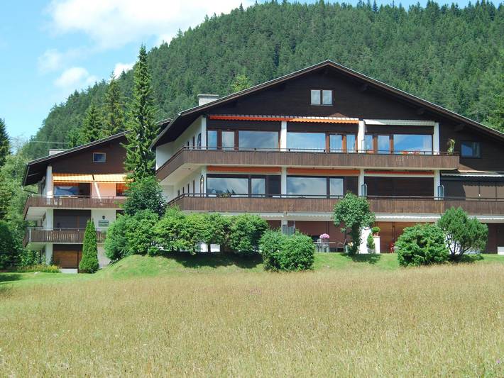 Ferienwohnung für 4 Personen, mit Seeblick und Garten, kinderfreundlich in Seefeld in Tirol