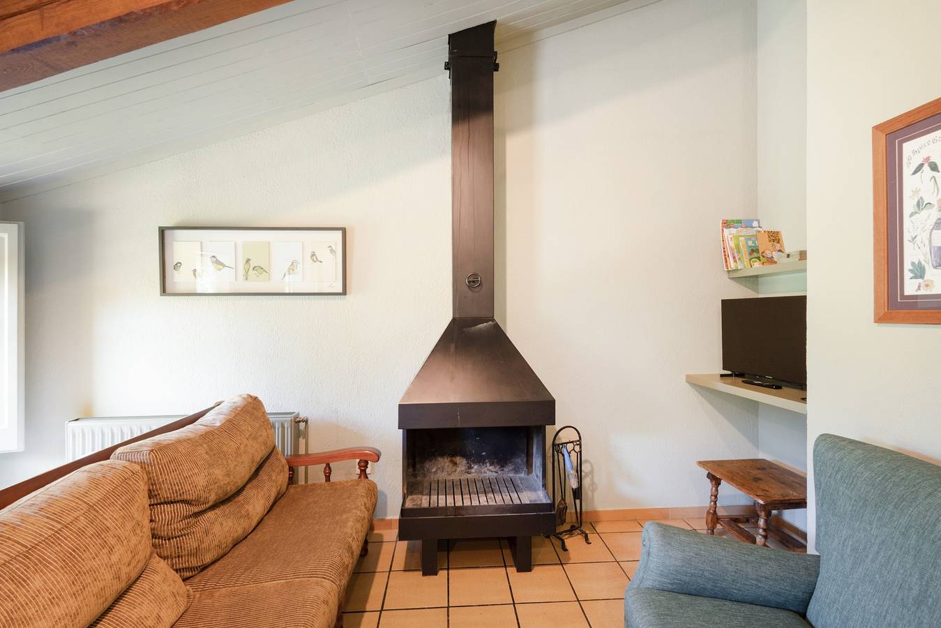Ferienwohnung El Corral 2 – Ländliche Unterkunft mit Garten und Pool in Lladurs, Lleida Provinz