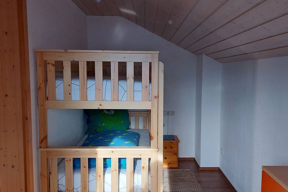 Ganze Wohnung, Gemütliche Ferienwohnung mit herrlichem Bergblick in Altenau (Bayern), Saulgrub