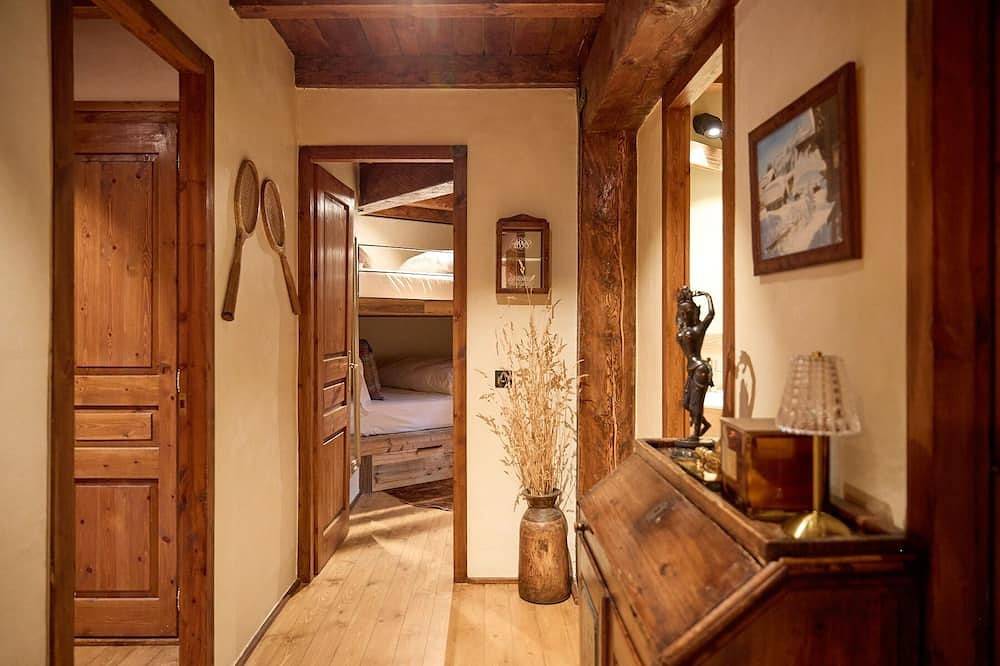 Entire apartment, Pleta del Tarter 31A Lodge & Spa in El Tarter, Grandvalira