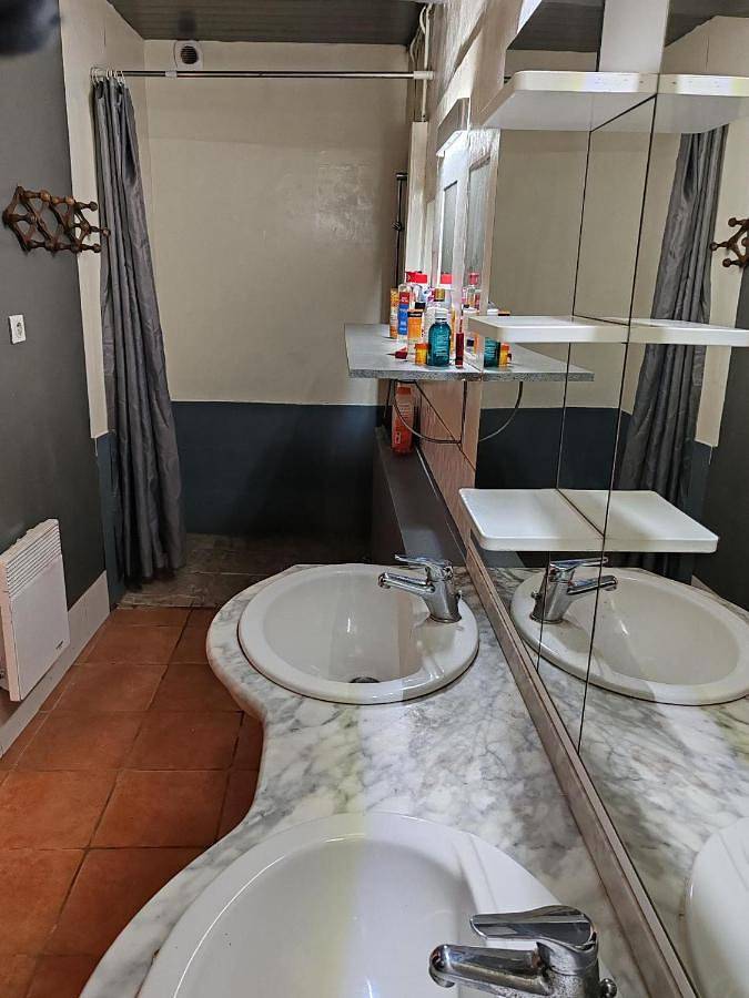 Gîte pour 5 personnes, avec terrasse à Anglade - 4