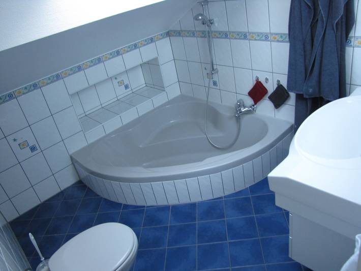 Ganze Ferienwohnung, Haus Daheim - Ferienwohnung 80m²/ 1x Wohnraum/ 2x Schlafraum in Oberhof, Rennsteig