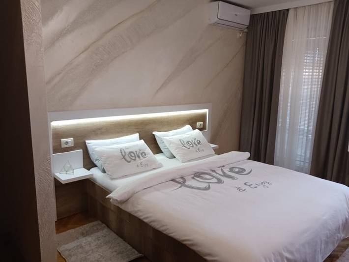 Gîte pour 4 personnes, avec Terrasse ainsi que Jardin et Vue à Novi Sad