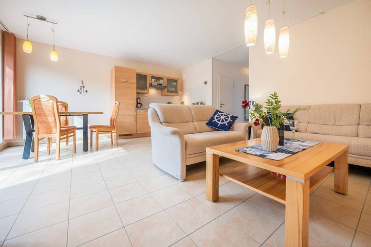 Ferienwohnung für 2 Personen, mit Terrasse in Juliusruh, Rügen
