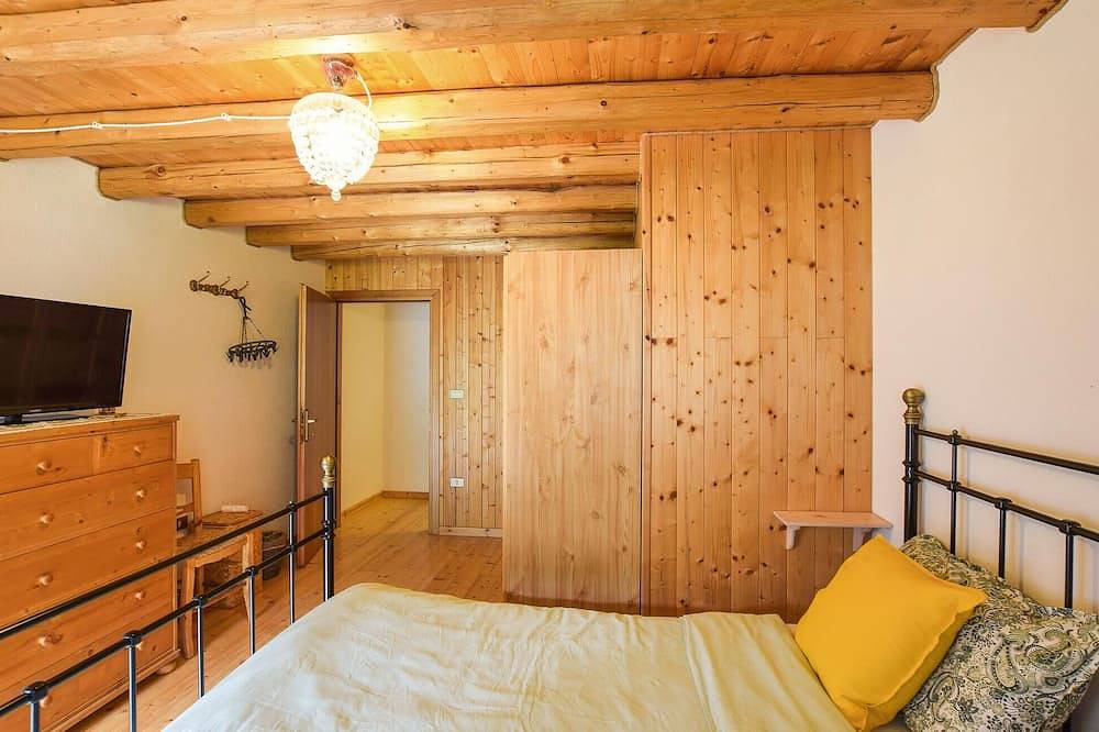 Hel lejlighed, 2 bedroom cozy apartment in Arsiè in Arsiè, Belluno Provinsen