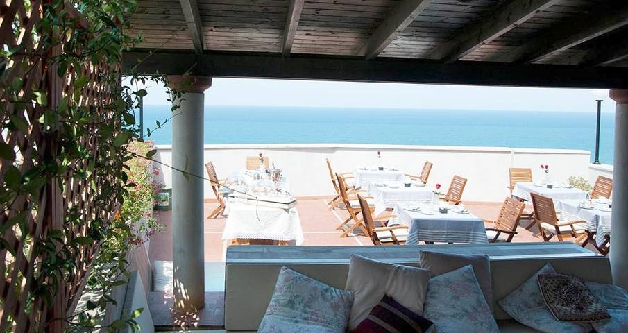 Location de vacances pour 2 personnes, avec terrasse et vue à Peschici - 4