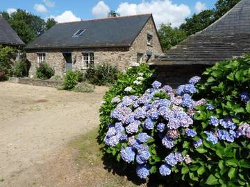 Gîte pour 6 personnes, avec jardin et terrasse à Saint-Igeaux