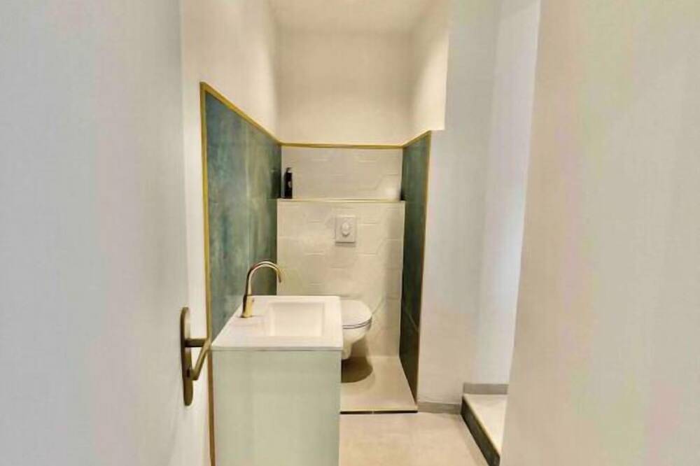 Appartement entier, Le Malaisie – Cosy rénové, balcon, patio, barbecue in Les Pennes-Mirabeau, Côte méditerranéenne (France)