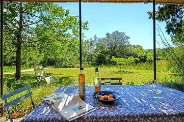 Gîte pour 4 personnes, avec terrasse à Mouriès