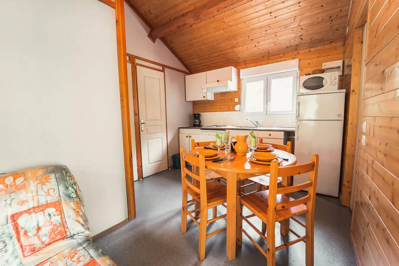 Chalet 4 pers. au Camping du Golf in La Canourgue, Région de Mende