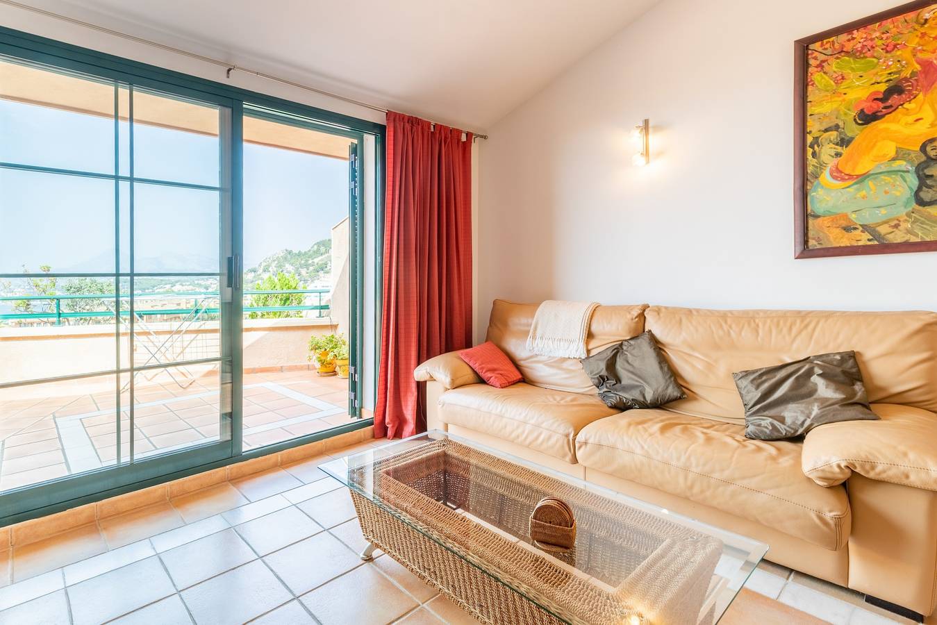 Appartamento intero, Appartamento di vacanza "Magnifico Attico Alteamascarat" con vista mare, piscina e Wi-Fi in Pueblo Mascarat, Altea Spagna