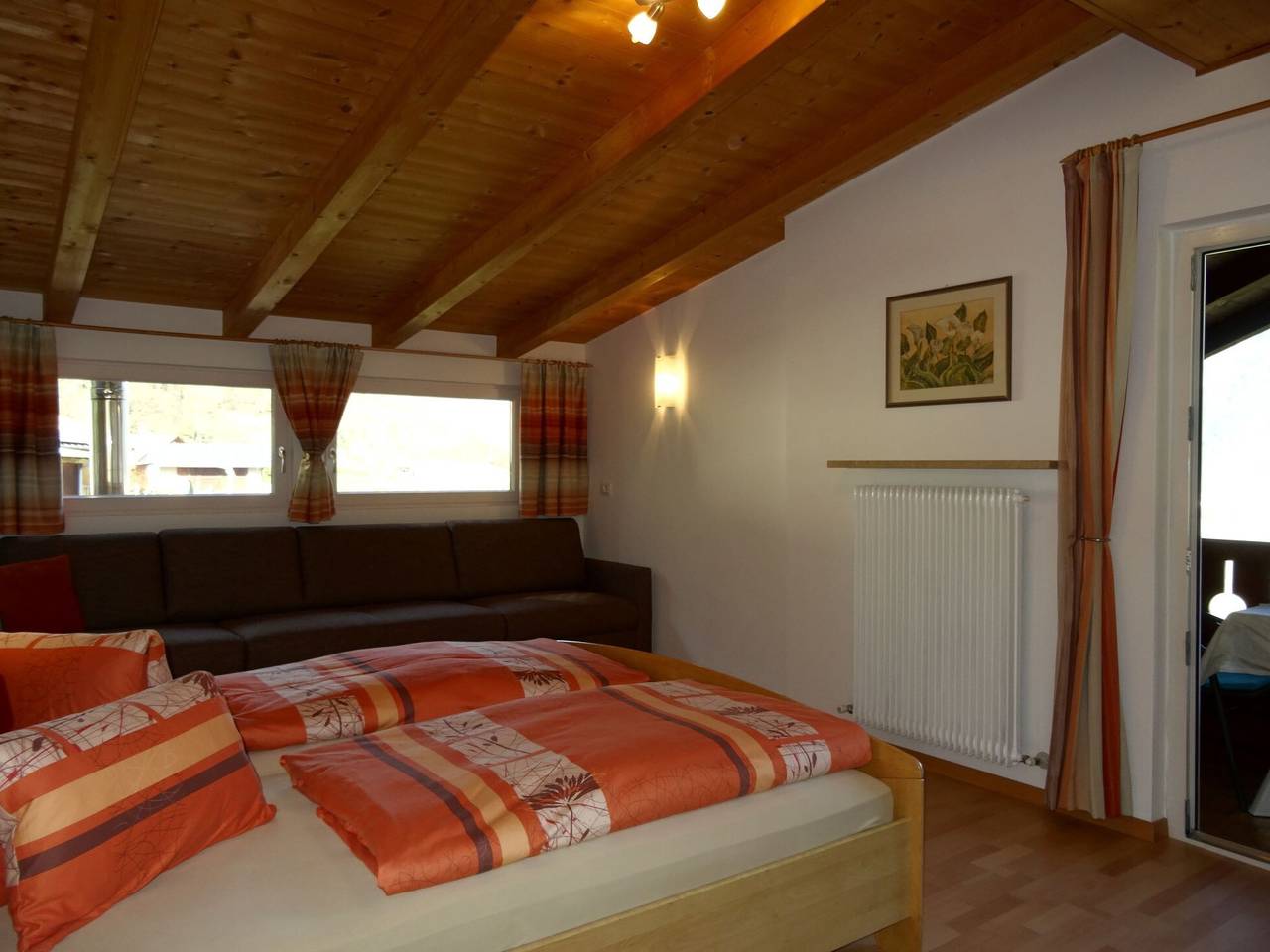 Ganze Wohnung, Apartment 'Lichtnelke' mit Bergblick, Gemeinschaftspool und Wlan in Naturns, Texelgruppe