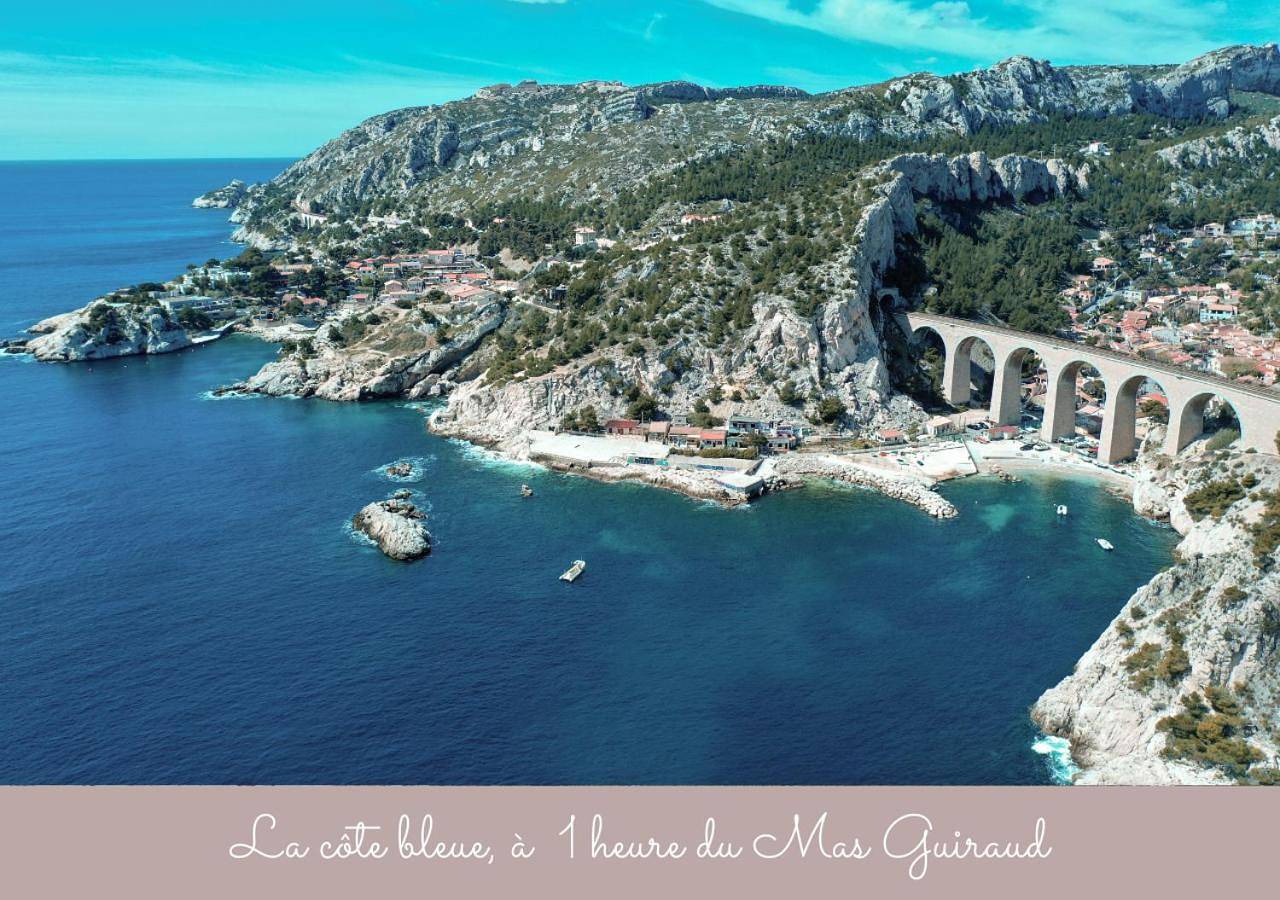 Gîtes Le Mas Guiraud in Beaucaire, Région de Nîmes