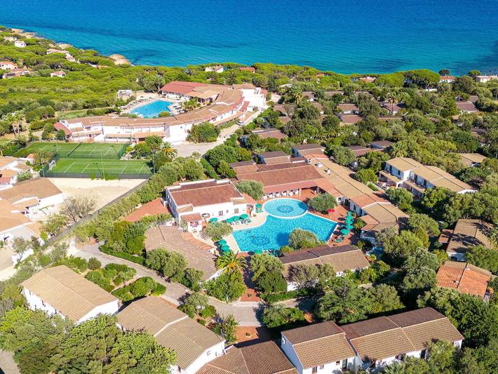 Vacation apartment for 3 people, with yard and pool, with pets - 1